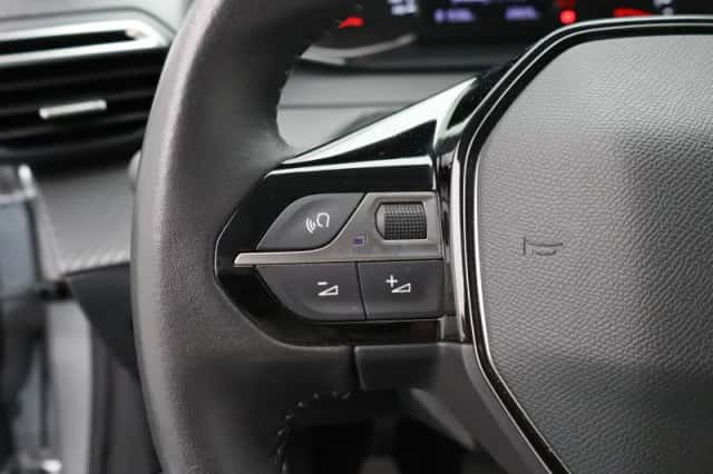 Peugeot 208 (2023) thumbnail 20