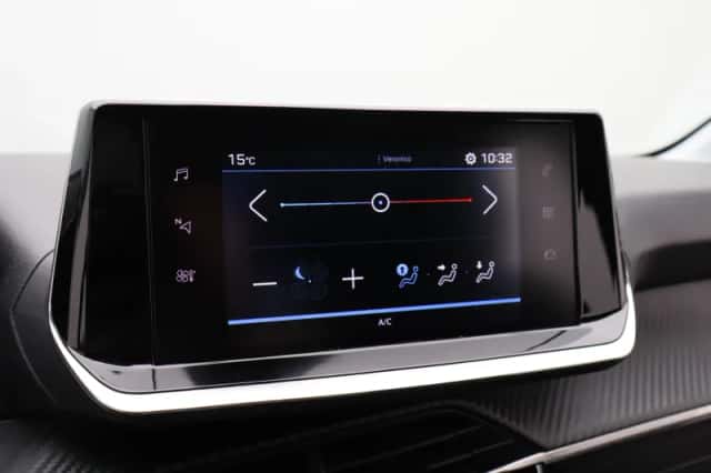 Peugeot 208 (2023) thumbnail 22