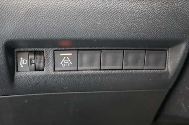 Peugeot 208 (2023) thumbnail 25