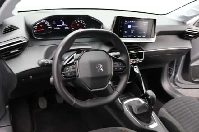 Peugeot 208 (2023) thumbnail 27