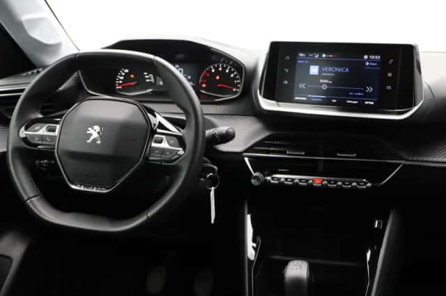 Peugeot 208 (2023) thumbnail 30
