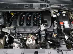 Peugeot 208 (2023) thumbnail 32