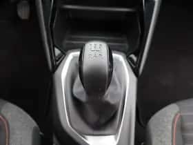 Peugeot 208 (2023) thumbnail 8