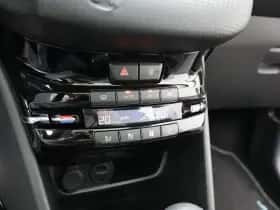 Peugeot 2008 (2019) thumbnail 22