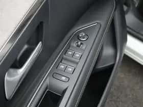 Peugeot 3008 (2021) thumbnail 27