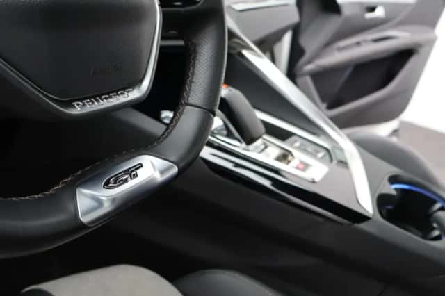 Peugeot 3008 (2021) thumbnail 29
