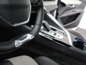 Peugeot 3008 (2021) thumbnail 29