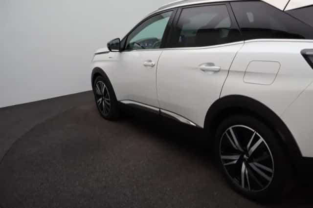 Peugeot 3008 (2021) thumbnail 39