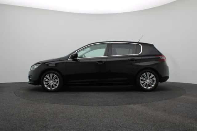 Peugeot 308 (2021) thumbnail 2