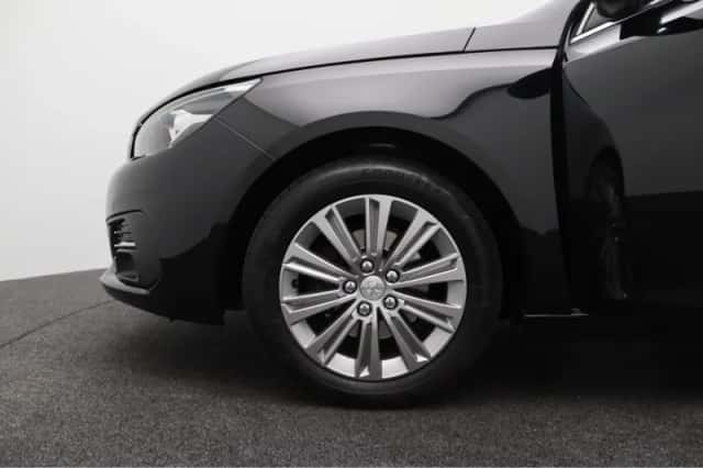 Peugeot 308 (2021) thumbnail 15