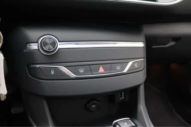 Peugeot 308 (2021) thumbnail 20