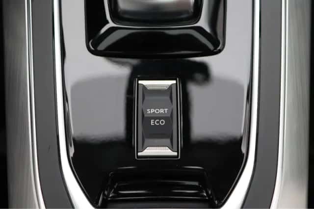 Peugeot 308 (2021) thumbnail 21