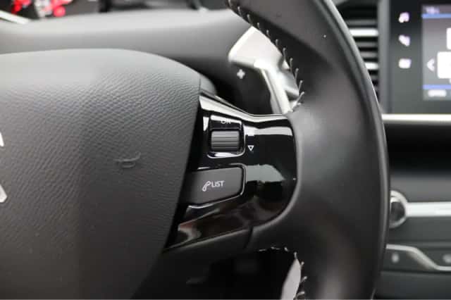 Peugeot 308 (2021) thumbnail 24