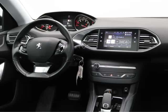 Peugeot 308 (2021) thumbnail 30