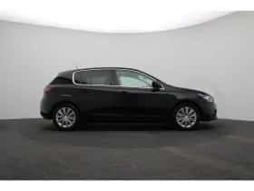 Peugeot 308 (2021) thumbnail 5