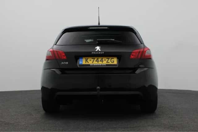 Peugeot 308 (2021) thumbnail 6