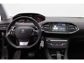 Peugeot 308 (2021) thumbnail 8