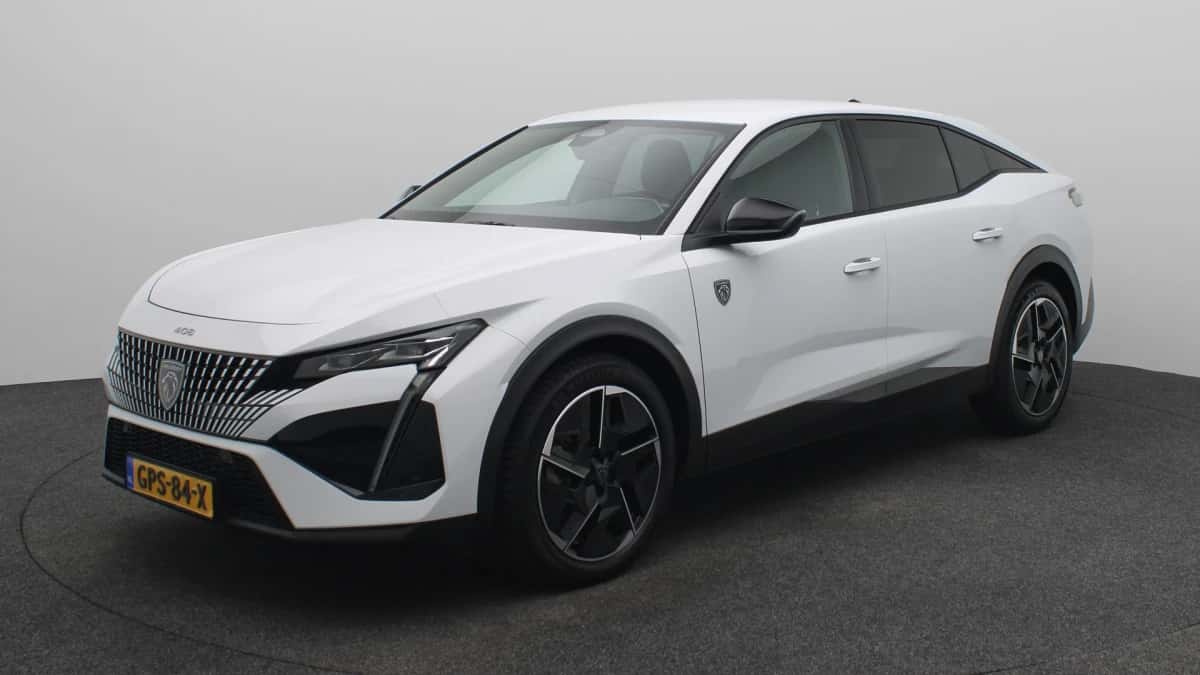 Peugeot 408 (2024) — foto 1