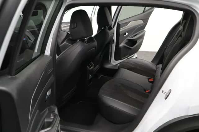 Peugeot 408 (2024) thumbnail 12