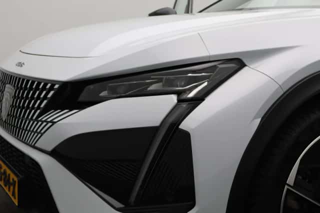 Peugeot 408 (2024) thumbnail 16