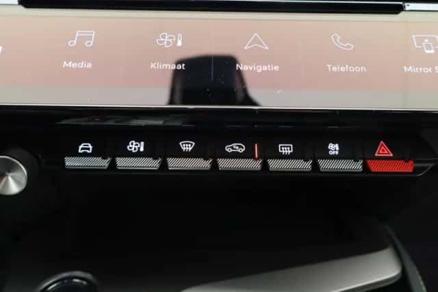 Peugeot 408 (2024) thumbnail 23