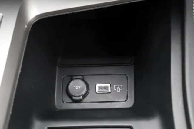Peugeot 408 (2024) thumbnail 26