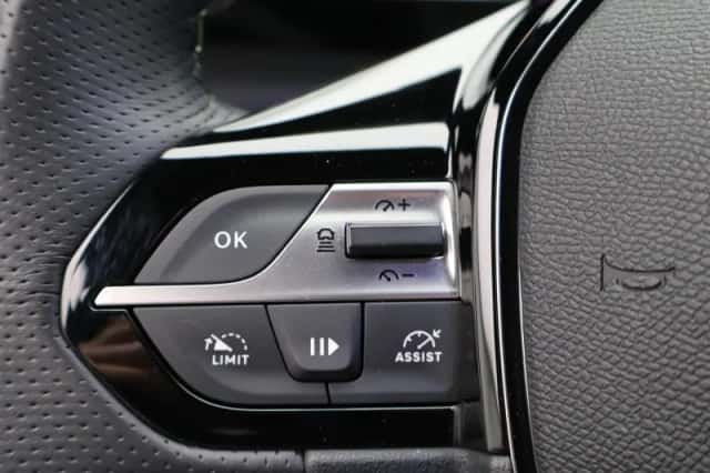 Peugeot 408 (2024) thumbnail 27