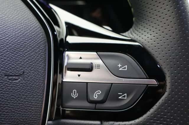 Peugeot 408 (2024) thumbnail 28