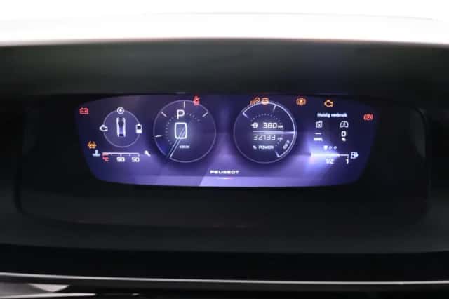 Peugeot 408 (2024) thumbnail 4