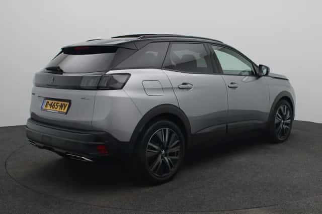 Peugeot 3008 (2022) thumbnail 2