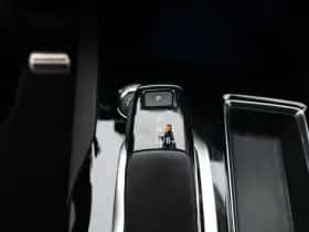 Peugeot 3008 (2022) thumbnail 23