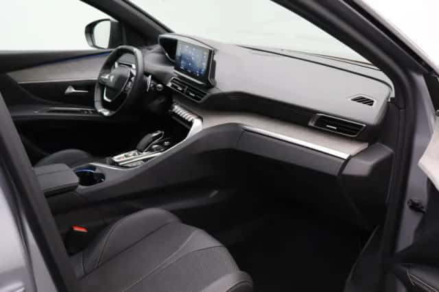 Peugeot 3008 (2022) thumbnail 32