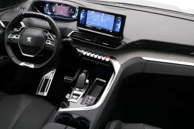 Peugeot 3008 (2022) thumbnail 33