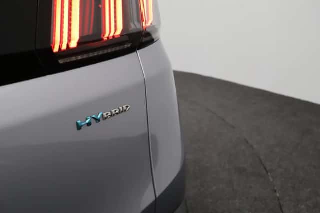Peugeot 3008 (2022) thumbnail 42