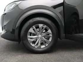 Peugeot 2008 (2021) thumbnail 17