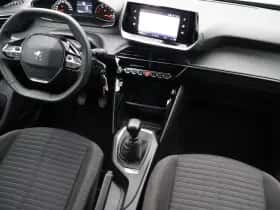 Peugeot 2008 (2021) thumbnail 33