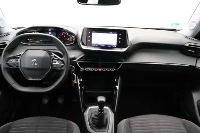 Peugeot 2008 (2021) thumbnail 34