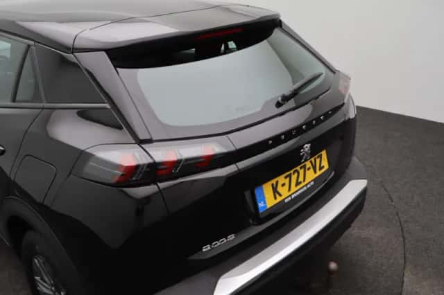 Peugeot 2008 (2021) thumbnail 38
