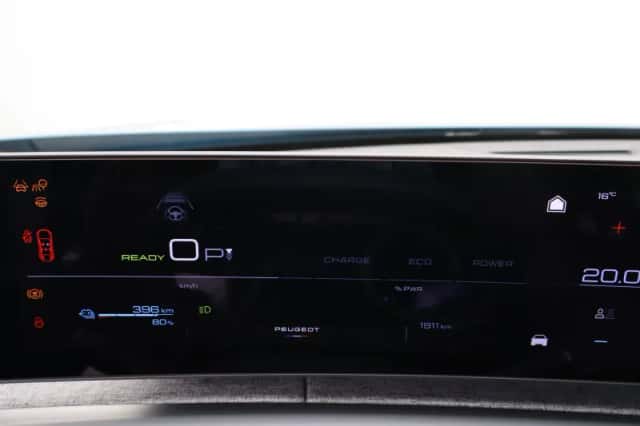 Peugeot e-3008 (2025) thumbnail 4