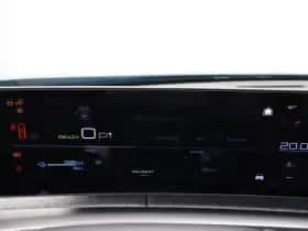 Peugeot e-3008 (2025) thumbnail 4