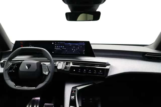 Peugeot e-3008 (2025) thumbnail 35