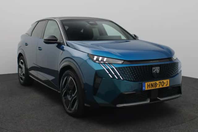 Peugeot e-3008 (2025) thumbnail 9