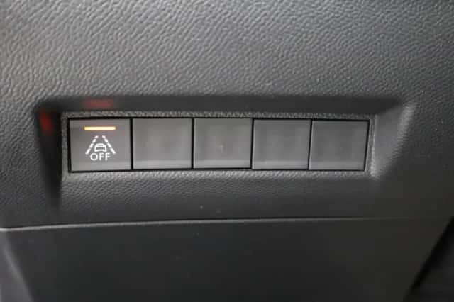 Peugeot e-208 (2021) thumbnail 28