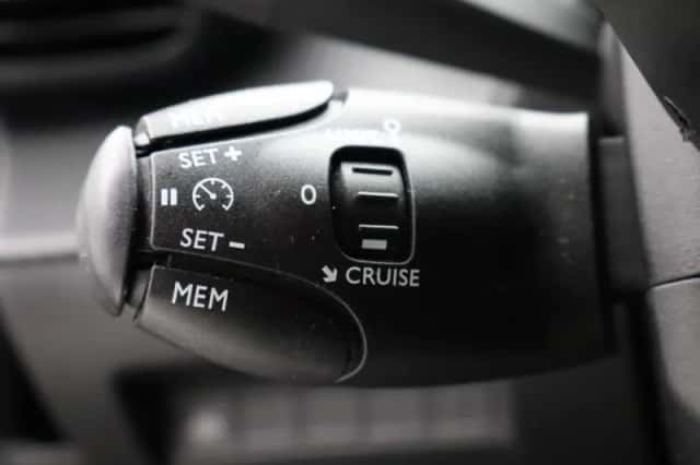 Peugeot e-208 (2021) thumbnail 46