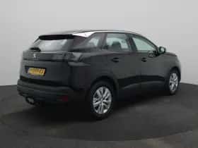 Peugeot 3008 (2022) thumbnail 2