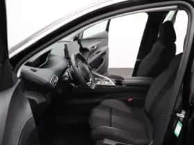 Peugeot 3008 (2022) thumbnail 11