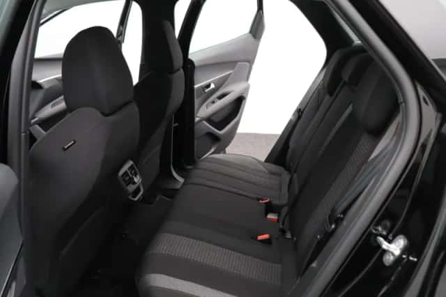 Peugeot 3008 (2022) thumbnail 12