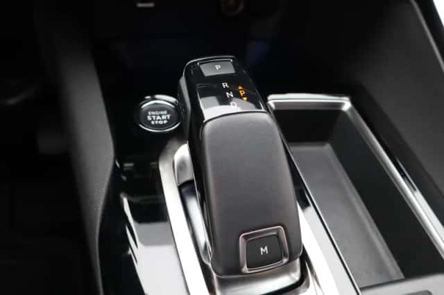 Peugeot 3008 (2022) thumbnail 20