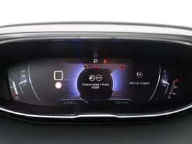 Peugeot 3008 (2022) thumbnail 4