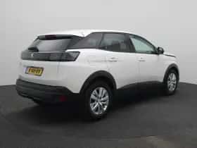 Peugeot 3008 (2021) thumbnail 2